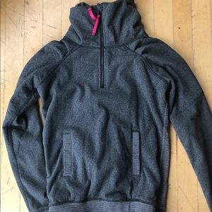 Ivivva Size 10 Pullover